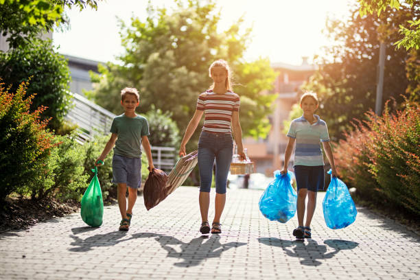 Best Estate Cleanout Services  in Lindsay, CA