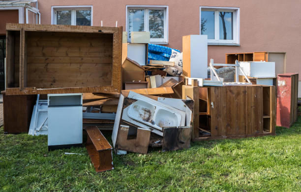 Best Trash Removal Near Me  in Lindsay, CA