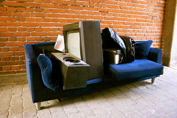 Best Basement Cleanout Services  in Lindsay, CA